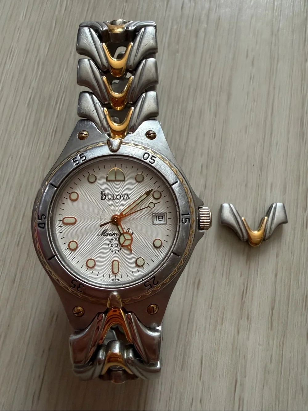 1996 Bulova Marine Star Watch 100m Mens Gold Silver SS 98B78